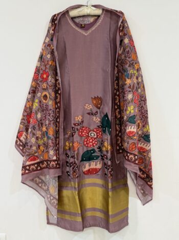 Pastel onion pink dola silk set